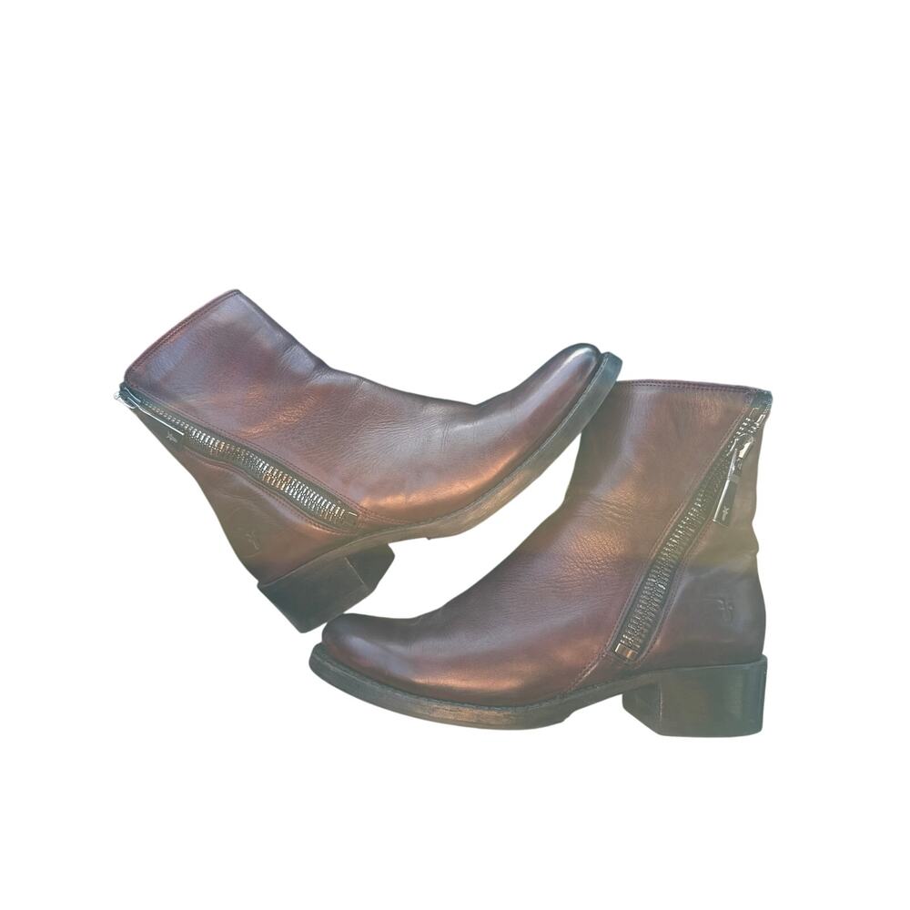 Frye Women Demi Ankle Boots in Wine Merlot Zippered Leather Size 7